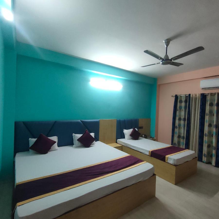 Готель Krishna Shree Residency Ґувахаті Екстер'єр фото